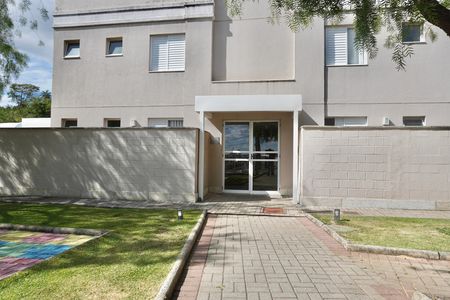 Apartamento à venda com 62m², 2 quartos e 1 vaga Apartamento à venda com 62m², 2 quartos e 1 vagaFachada do bloco