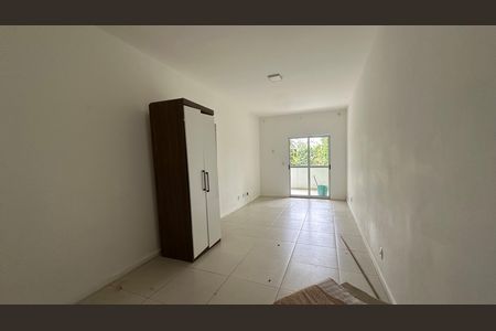 Sala de apartamento para alugar com 3 quartos, 91m² em Vargem Pequena, Rio de Janeiro