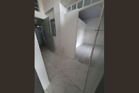 Corredor de casa para alugar com 1 quarto, 45m² em Vila Lucia, São Paulo