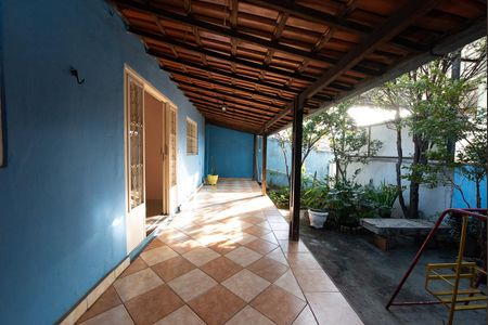 Casa para alugar com 80m², 2 quartos e sem vagaVaranda