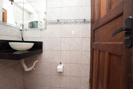 Casa para alugar com 80m², 2 quartos e sem vagaBanheiro