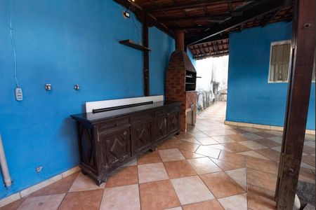 Casa para alugar com 80m², 2 quartos e sem vagaÁrea comum - Churrasqueira
