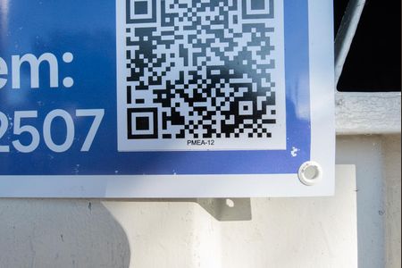 Casa para alugar com 80m², 2 quartos e sem vagaPlaca instalada com o codigo PMEA-12 no dia 15-06-2026
