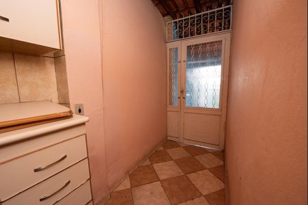 Casa para alugar com 80m², 2 quartos e sem vagaÁrea de Serviço