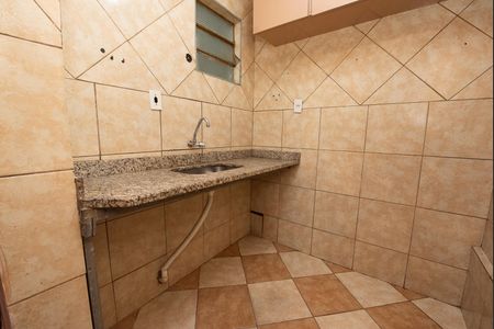Casa para alugar com 80m², 2 quartos e sem vagaÁrea de Serviço