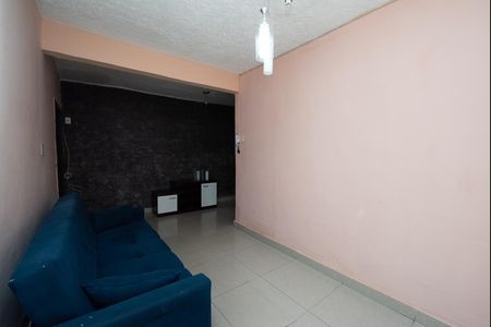 Casa para alugar com 80m², 2 quartos e sem vagaSala