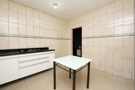 Casa para alugar com 80m², 2 quartos e sem vagaCozinha