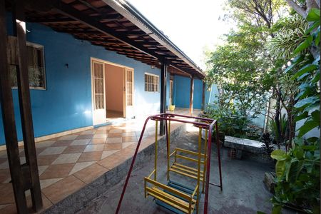 Casa para alugar com 80m², 2 quartos e sem vagaVaranda