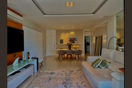 Apartamento para alugar com 167m², 3 quartos e 2 vagasSala