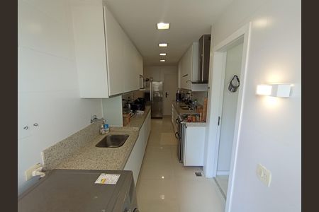 Apartamento para alugar com 167m², 3 quartos e 2 vagasCozinha