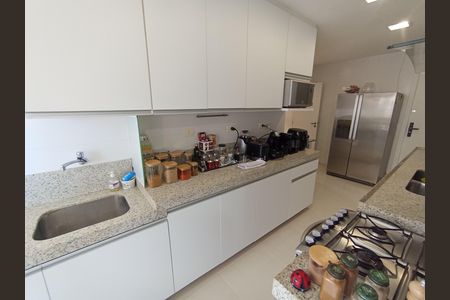 Apartamento para alugar com 167m², 3 quartos e 2 vagasCozinha 