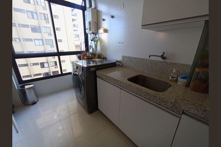 Apartamento para alugar com 167m², 3 quartos e 2 vagasÁrea de Serviço