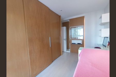 Apartamento para alugar com 167m², 3 quartos e 2 vagasQuarto 2