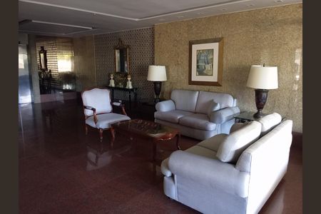 Apartamento para alugar com 167m², 3 quartos e 2 vagasHall de entrada