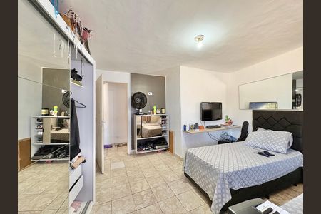 Casa à venda com 292m², 2 quartos e 3 vagas Casa à venda com 292m², 2 quartos e 3 vagasQuarto 2