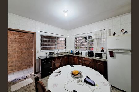 Cozinha de casa à venda com 3 quartos, 280m² em Chora Menino, São Paulo