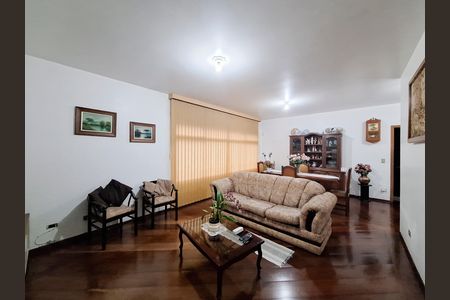 Sala de casa à venda com 3 quartos, 280m² em Chora Menino, São Paulo