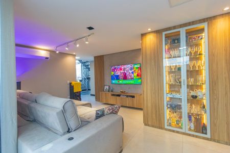 Casa de condomínio para alugar com 168m², 4 quartos e 2 vagas Casa de condomínio para alugar com 168m², 4 quartos e 2 vagasSala