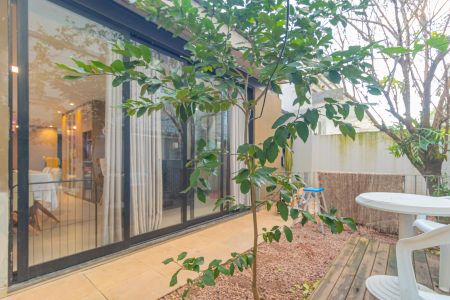 Casa de condomínio para alugar com 168m², 4 quartos e 2 vagas Casa de condomínio para alugar com 168m², 4 quartos e 2 vagasÁrea externa/Vista da Cozinha