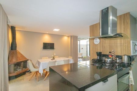 Casa de condomínio para alugar com 168m², 4 quartos e 2 vagas Casa de condomínio para alugar com 168m², 4 quartos e 2 vagasSala de Jantar/Cozinha