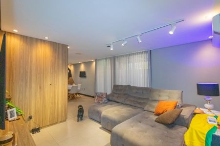 Casa de condomínio para alugar com 168m², 4 quartos e 2 vagas Casa de condomínio para alugar com 168m², 4 quartos e 2 vagasSala