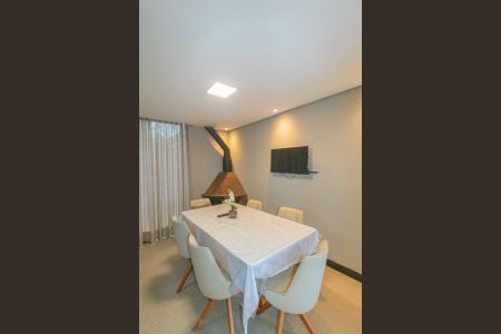 Casa de condomínio para alugar com 168m², 4 quartos e 2 vagas Casa de condomínio para alugar com 168m², 4 quartos e 2 vagasSala de Jantar