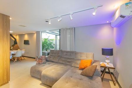 Casa de condomínio para alugar com 168m², 4 quartos e 2 vagas Casa de condomínio para alugar com 168m², 4 quartos e 2 vagasSala