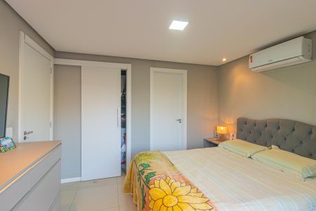 Casa de condomínio para alugar com 168m², 4 quartos e 2 vagas Casa de condomínio para alugar com 168m², 4 quartos e 2 vagasSuíte