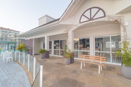 Casa de condomínio para alugar com 168m², 4 quartos e 2 vagas Casa de condomínio para alugar com 168m², 4 quartos e 2 vagasÁrea comum - Salão de festas