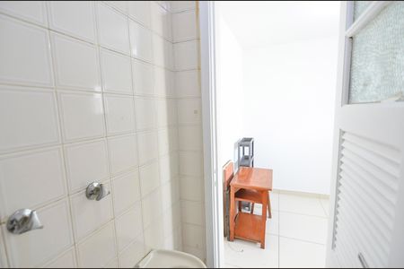 Apartamento à venda com 62m², 2 quartos e 1 vaga Apartamento à venda com 62m², 2 quartos e 1 vagaBanheiro de Serviço
