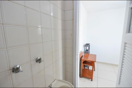 Apartamento à venda com 62m², 2 quartos e 1 vaga Apartamento à venda com 62m², 2 quartos e 1 vagaBanheiro de Serviço