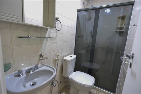 Apartamento à venda com 62m², 2 quartos e 1 vaga Apartamento à venda com 62m², 2 quartos e 1 vagaBanheiro da Suíte