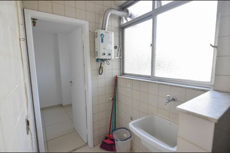 Apartamento à venda com 62m², 2 quartos e 1 vaga Apartamento à venda com 62m², 2 quartos e 1 vagaÁrea de Serviço