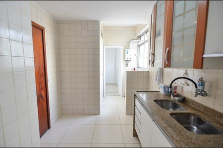Apartamento à venda com 62m², 2 quartos e 1 vaga Apartamento à venda com 62m², 2 quartos e 1 vagaCozinha