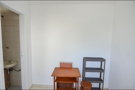 Apartamento à venda com 62m², 2 quartos e 1 vaga Apartamento à venda com 62m², 2 quartos e 1 vagaQuarto de Serviço