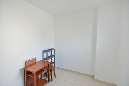 Apartamento à venda com 62m², 2 quartos e 1 vaga Apartamento à venda com 62m², 2 quartos e 1 vagaQuarto de Serviço