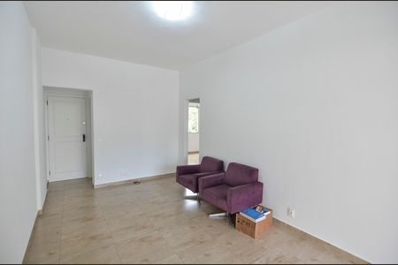 Apartamento à venda com 62m², 2 quartos e 1 vaga Apartamento à venda com 62m², 2 quartos e 1 vagaSala