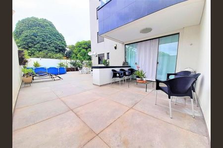 Apartamento à venda com 323m², 4 quartos e 3 vagas