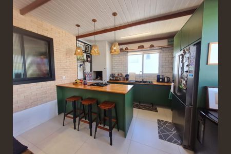 Apartamento para alugar com 180m², 2 quartos e 2 vagasCozinha