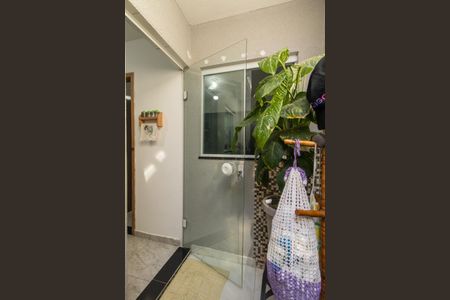 Casa à venda com 100m², 2 quartos e 2 vagas Casa à venda com 100m², 2 quartos e 2 vagasÁrea de Serviço