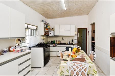 Cozinha de casa à venda com 3 quartos, 200m² em Sagrada Família, Belo Horizonte
