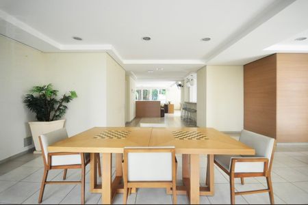 Apartamento para alugar com 64m², 2 quartos e 1 vagaÁrea comum
