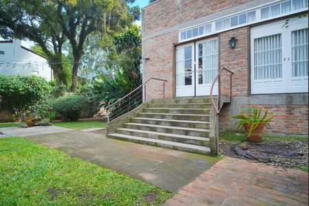 Casa de condomínio para alugar com 328m², 5 quartos e 2 vagasQuintal