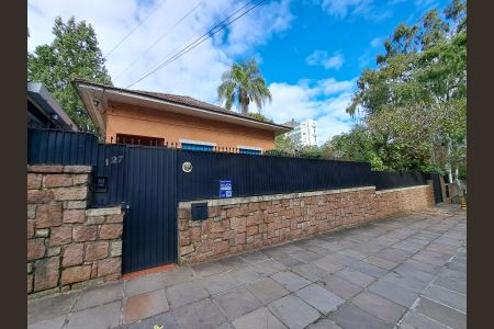 Casa de condomínio para alugar com 328m², 5 quartos e 2 vagasFachada Externa