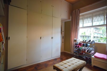 Casa de condomínio para alugar com 328m², 5 quartos e 2 vagasQuarto 3 - Suíte Americana