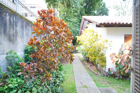 Casa de condomínio para alugar com 328m², 5 quartos e 2 vagasQuarto 1 - Vista