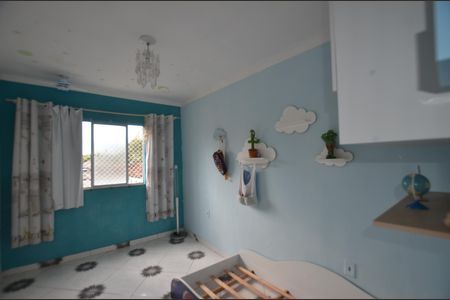 Quarto 1 de casa para alugar com 2 quartos, 70m² em Marechal Hermes, Rio de Janeiro