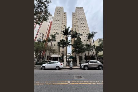Apartamento para alugar com 29m², 1 quarto e 1 vaga Apartamento para alugar com 29m², 1 quarto e 1 vagaFachada