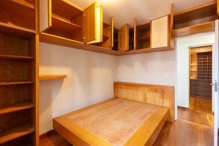 Quarto 2 de apartamento à venda com 2 quartos, 65m² em Alto de Pinheiros, São Paulo