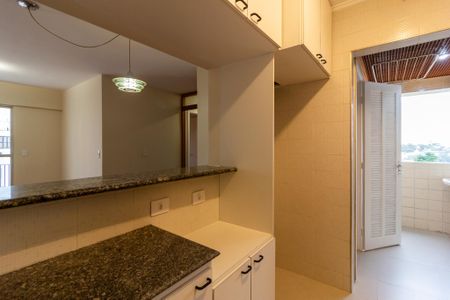 Apartamento à venda com 65m², 2 quartos e 1 vaga Apartamento à venda com 65m², 2 quartos e 1 vagaCozinha e Área de Serviço